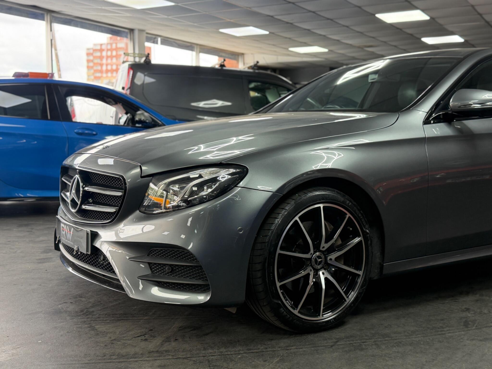 Mercedes-Benz E Class view 17