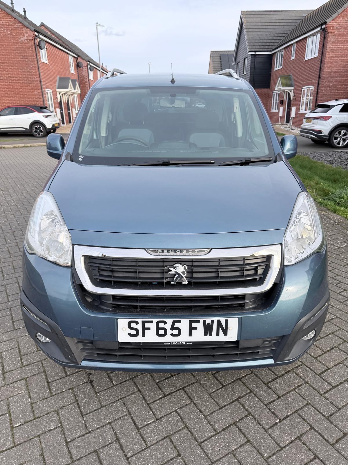 Peugeot Partner Tepee view 4