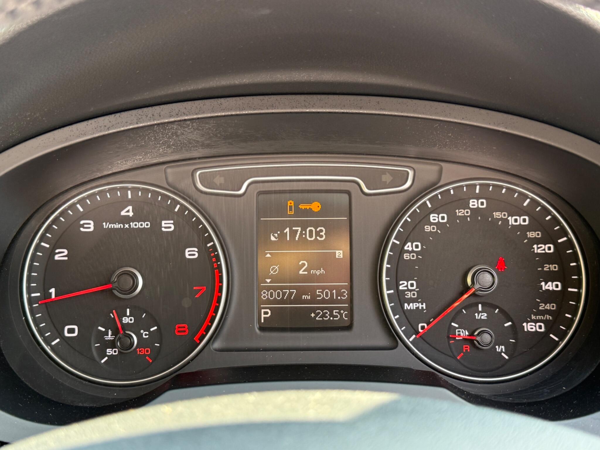 Audi Q3 - Image 76
