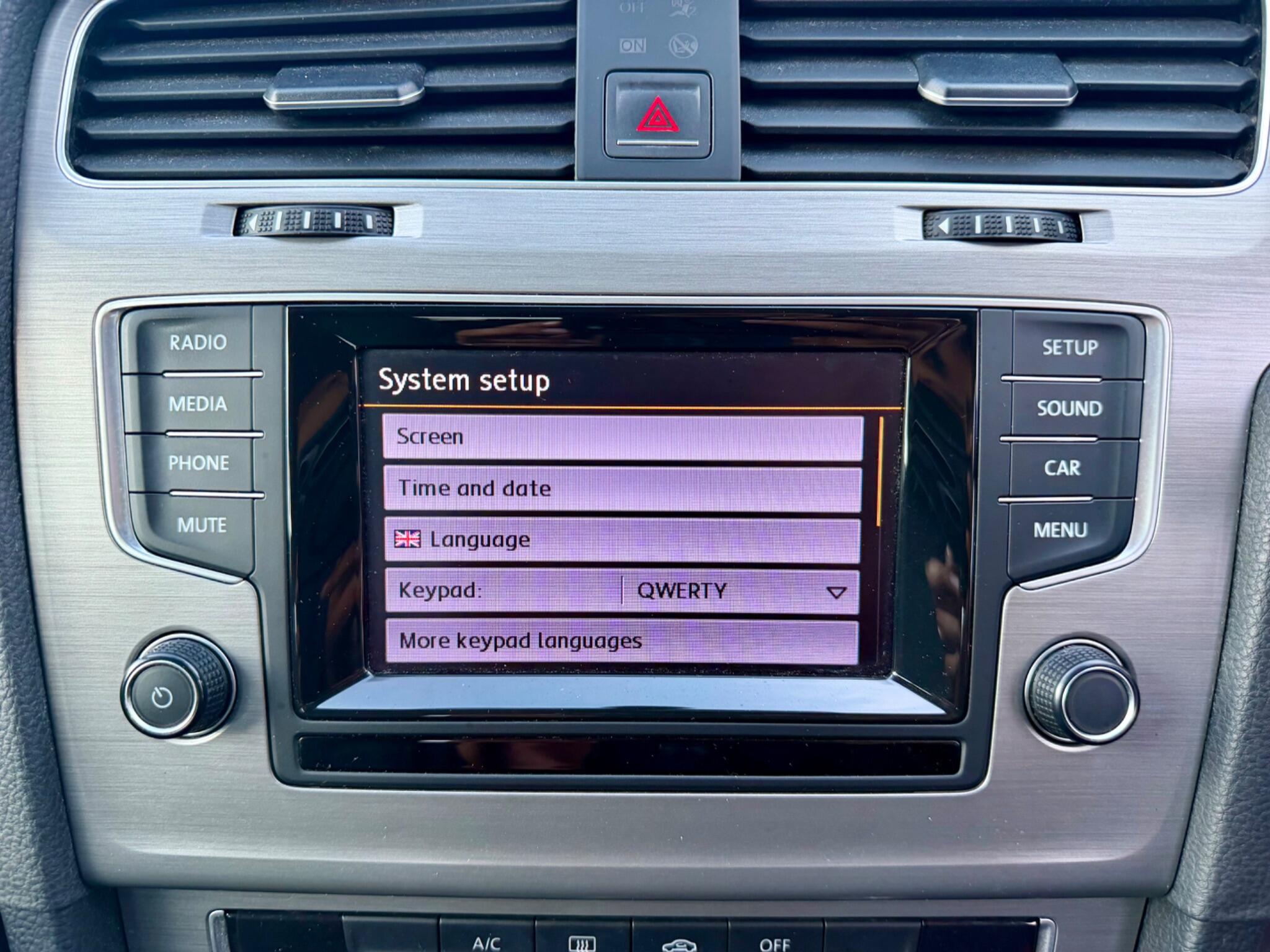 Volkswagen Golf view 46