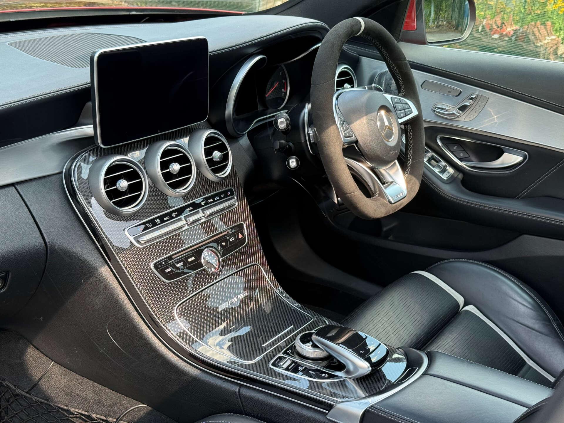 Mercedes-Benz C-Class view 20