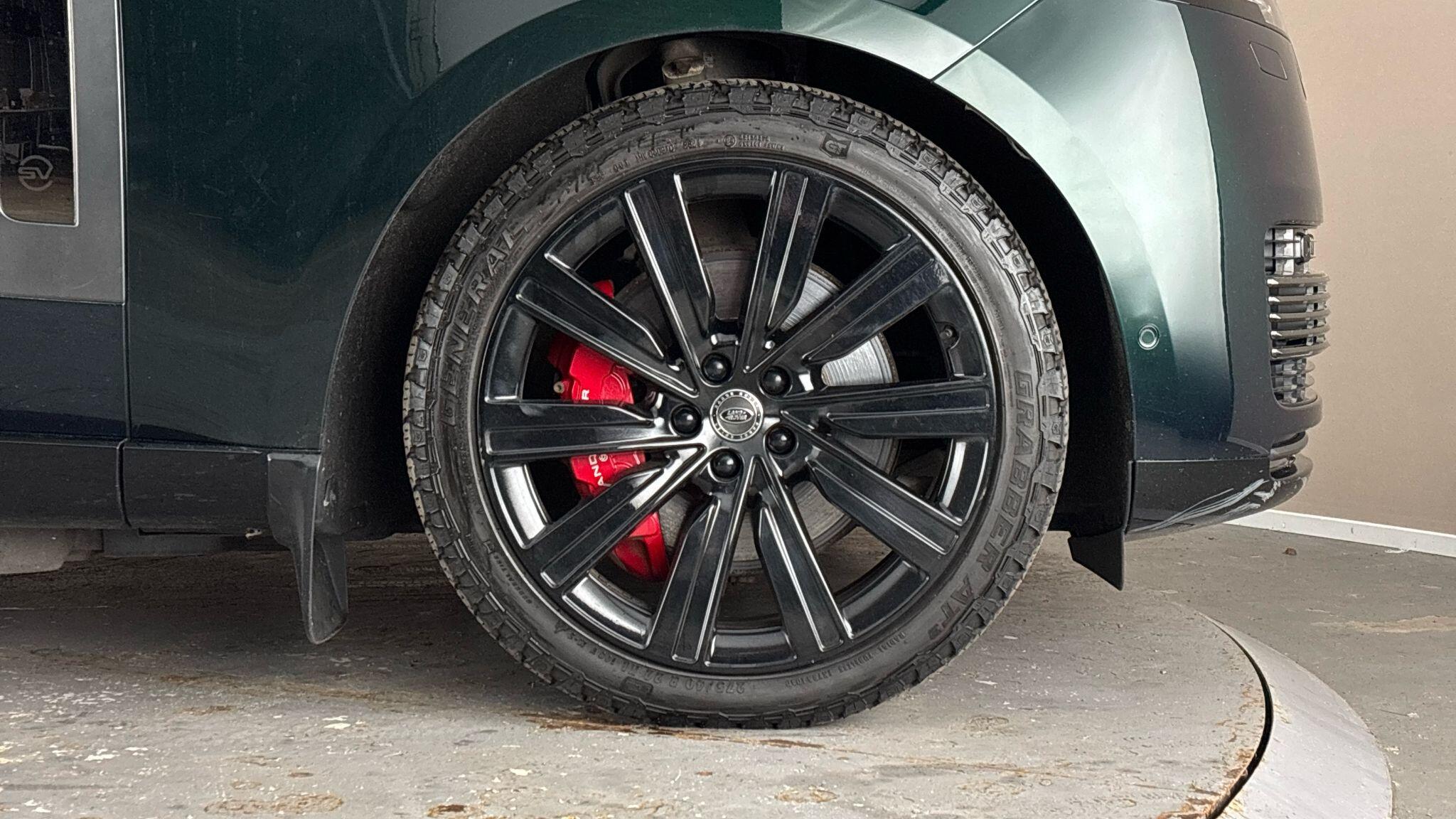 Land Rover Range Rover view 9