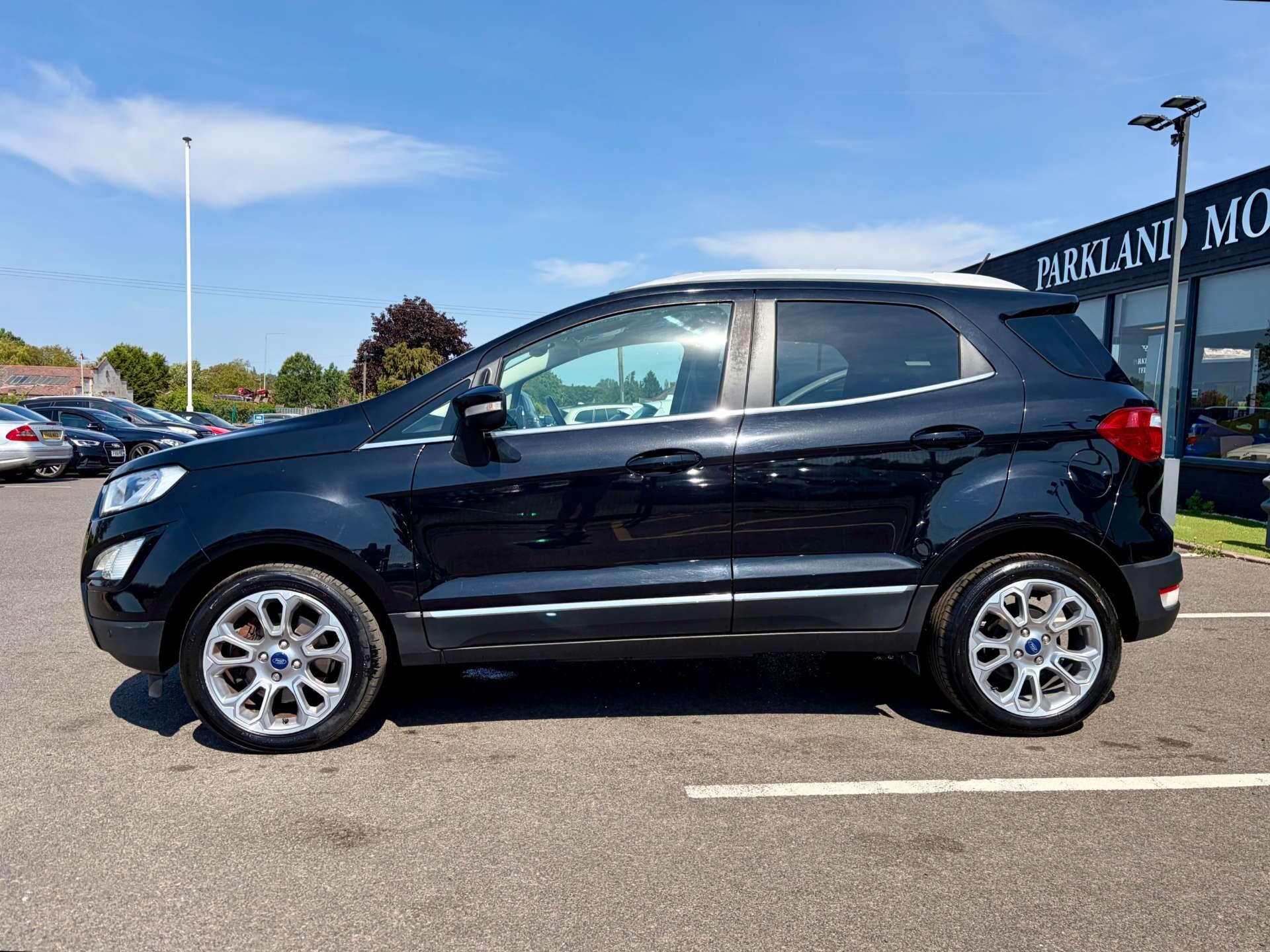 Ford Ecosport view 5