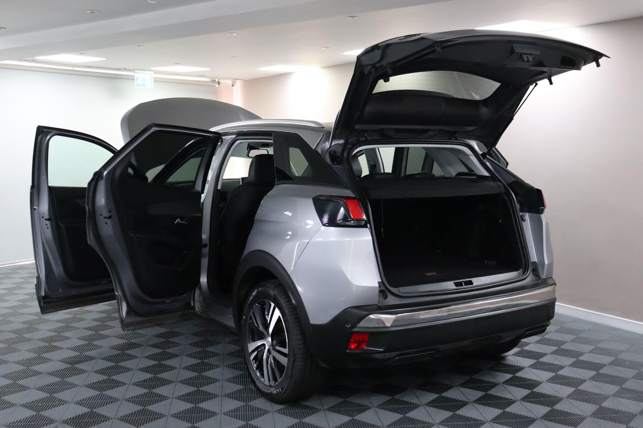 Peugeot 3008 view 21