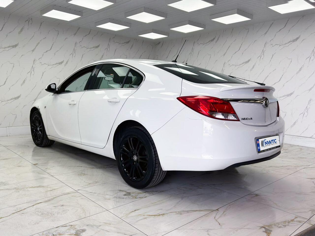 Vauxhall Insignia view 7