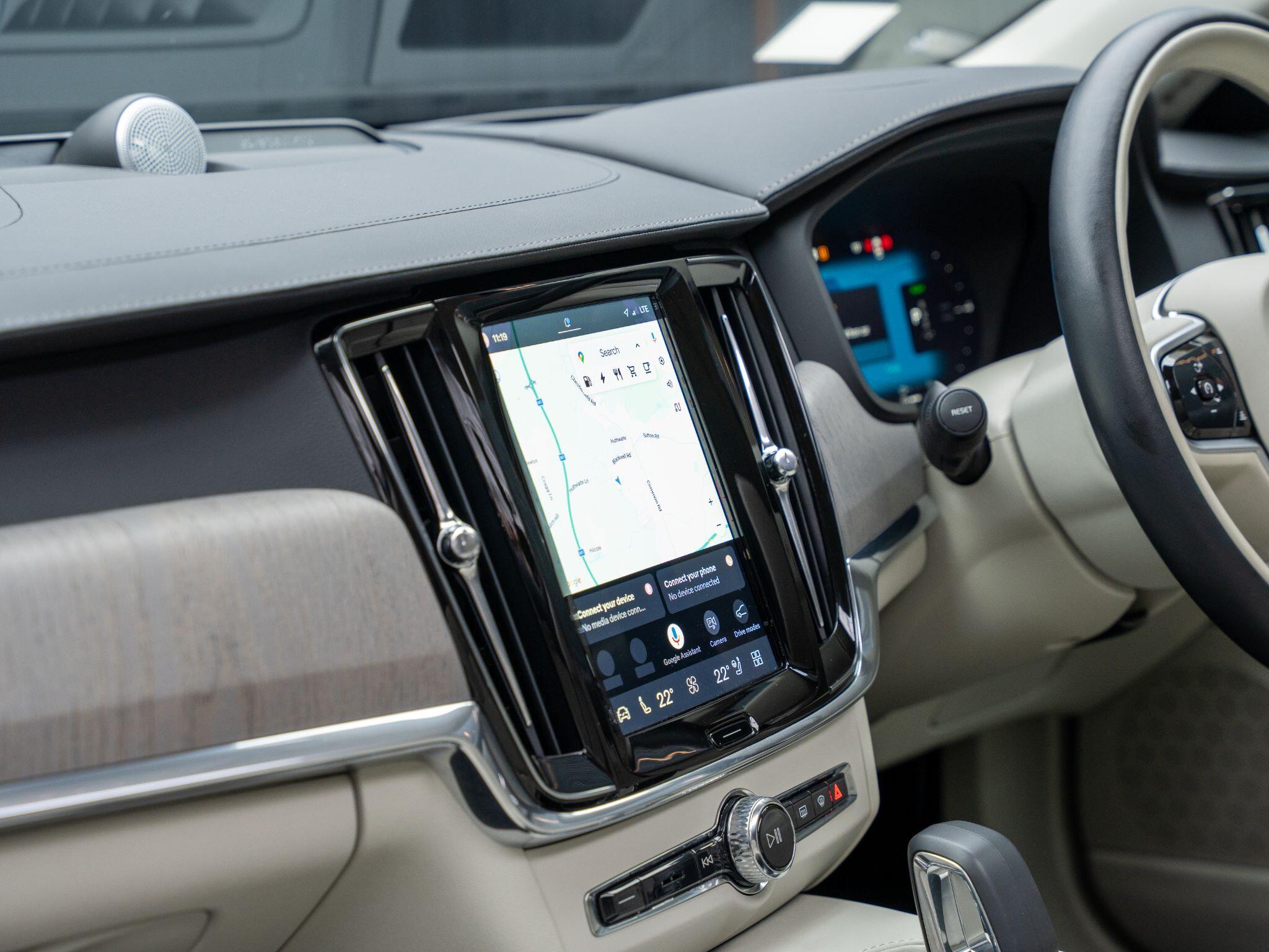 Volvo V90 view 43