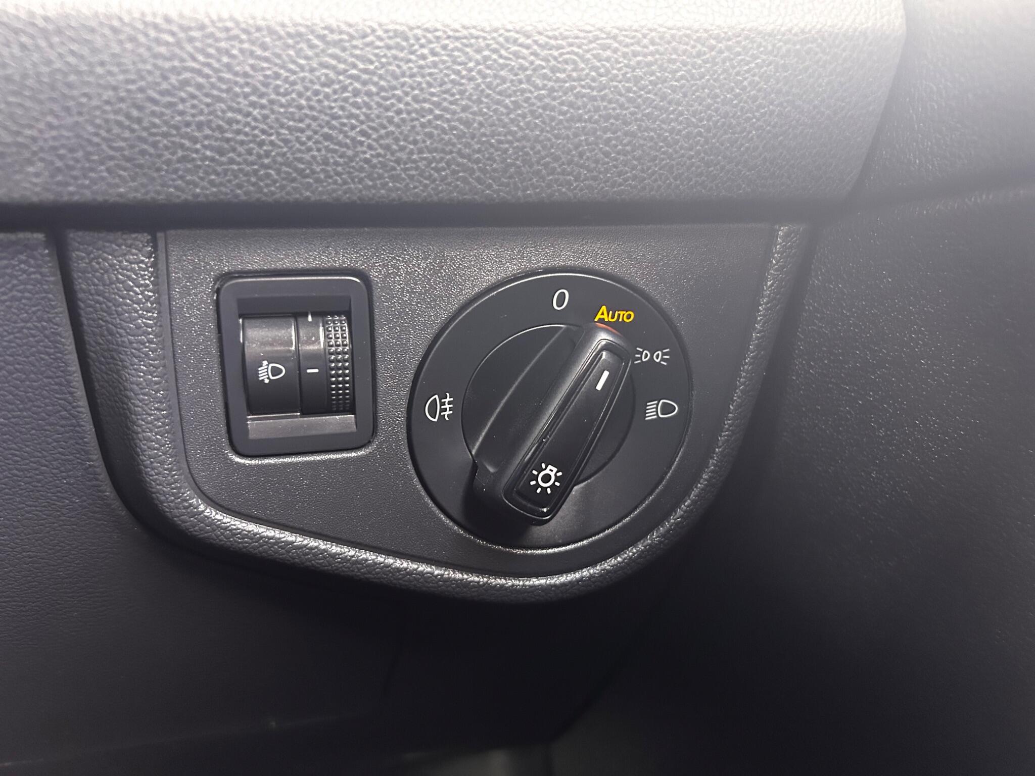 Volkswagen Polo view 29