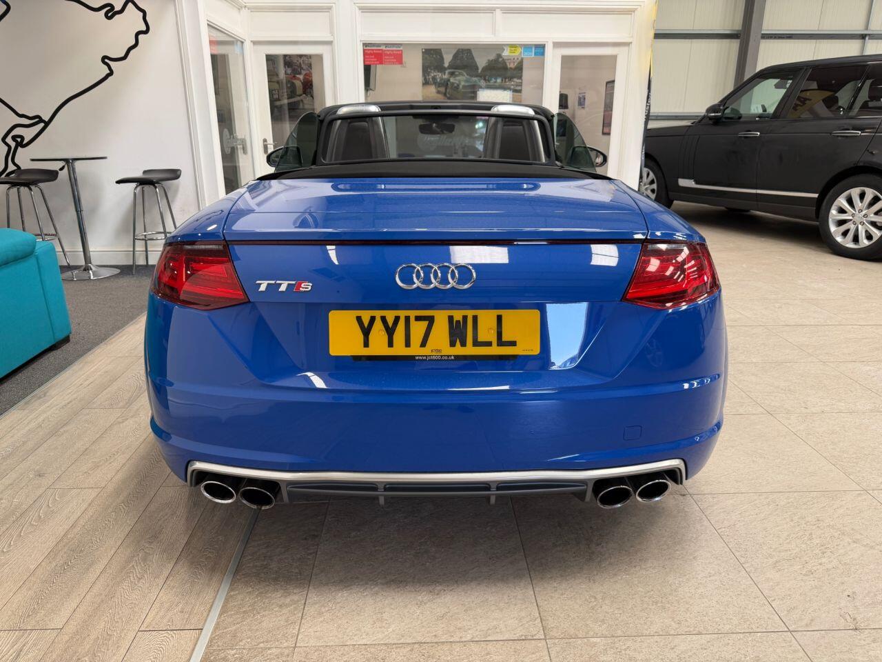 Audi TTS view 8