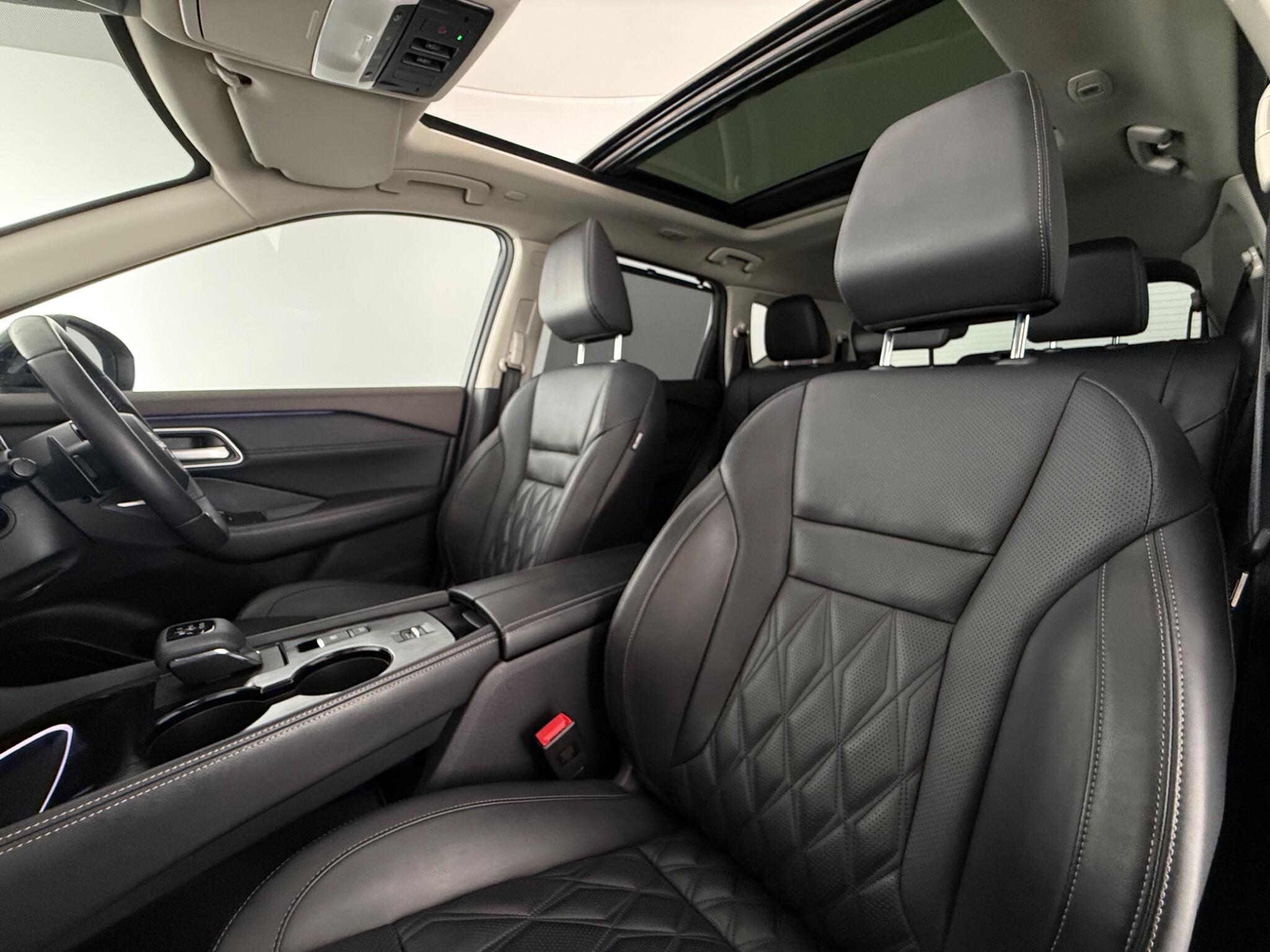 Nissan X-Trail view 33