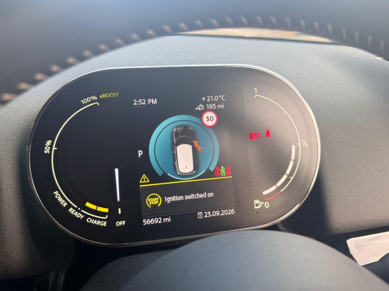 Mini Countryman view 20