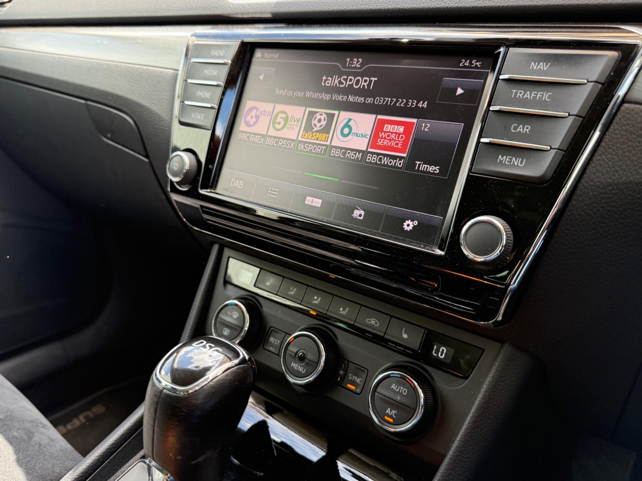Skoda Superb view 41