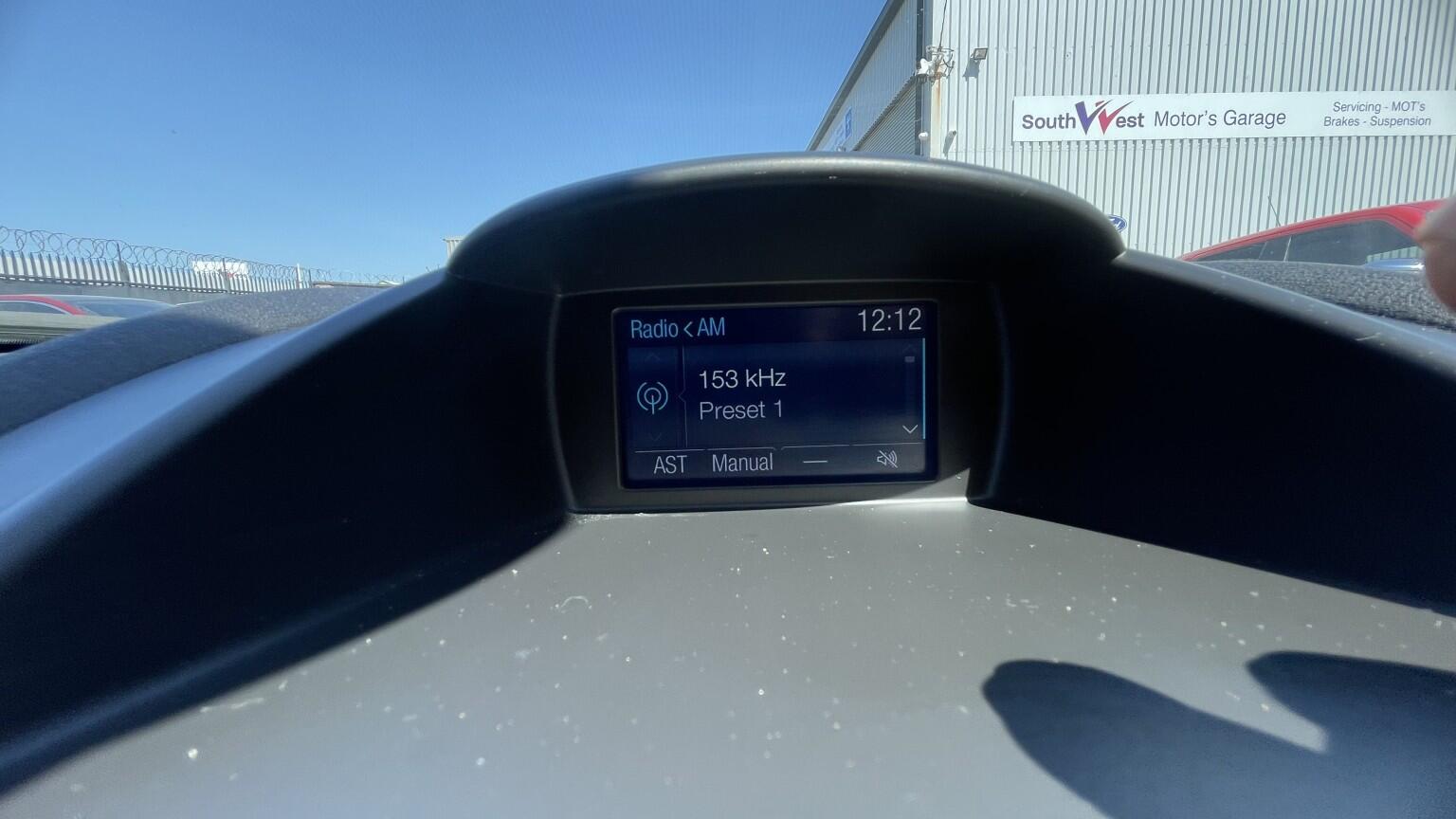 Ford Fiesta view 32