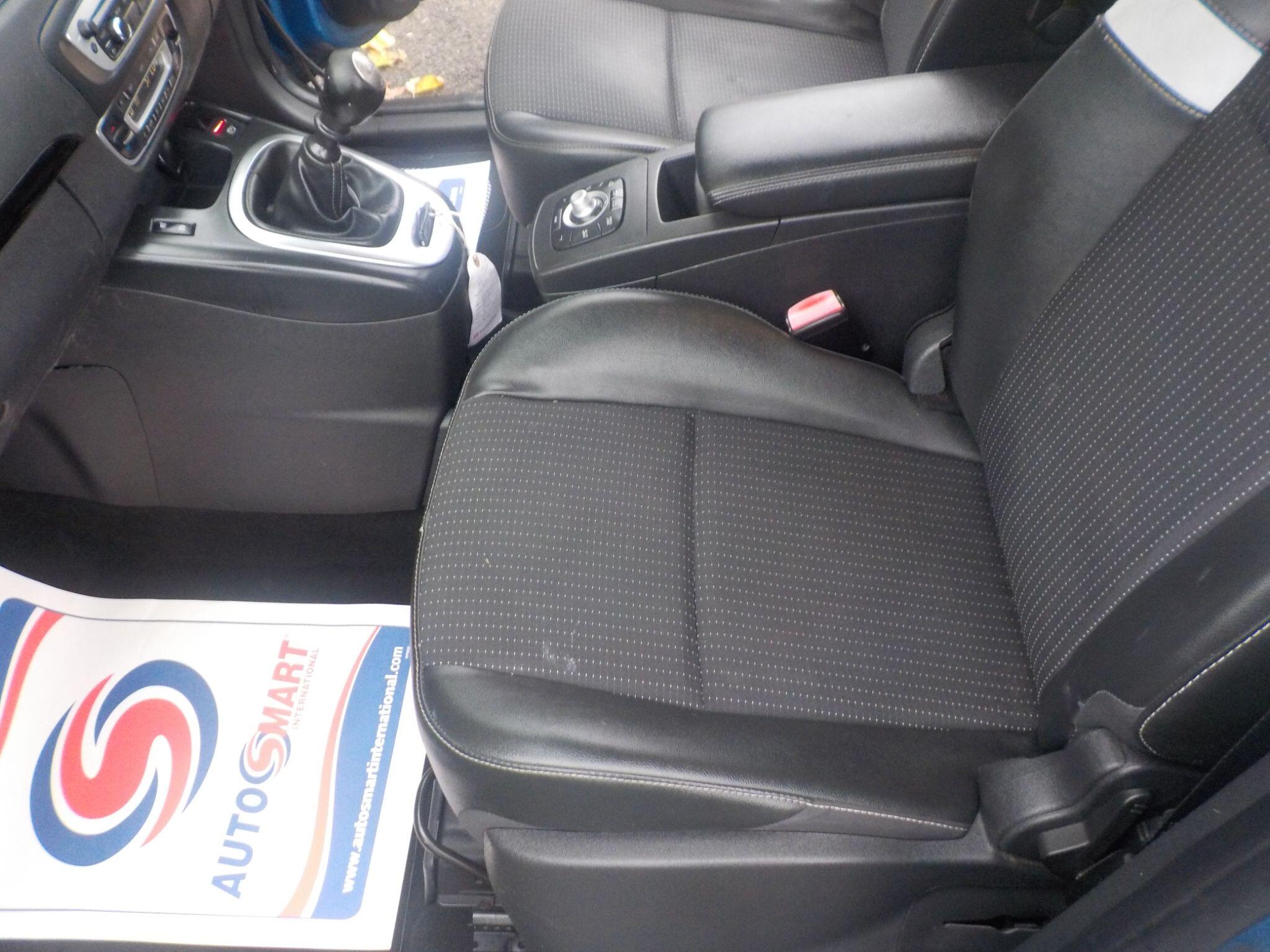 Renault Grand Scenic 1.5 dCi ENERGY Dynamique TomTom Euro 5 (s/s) 5dr
