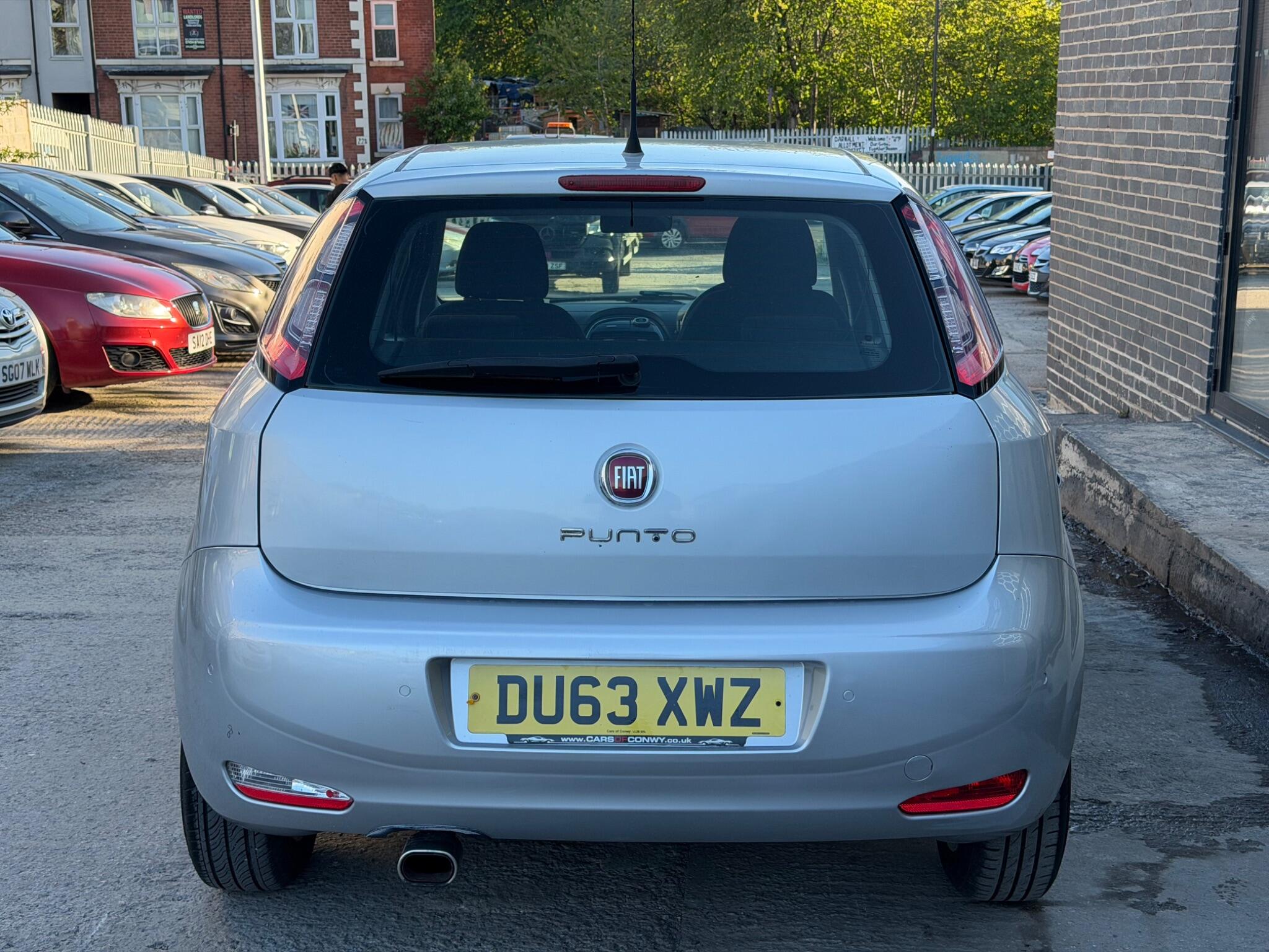 Fiat Punto view 5