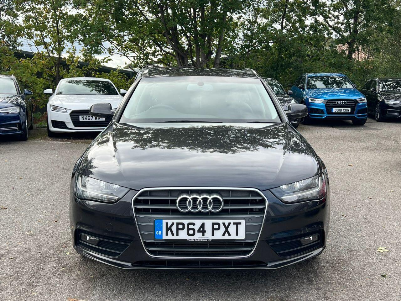 Audi A4 view 11