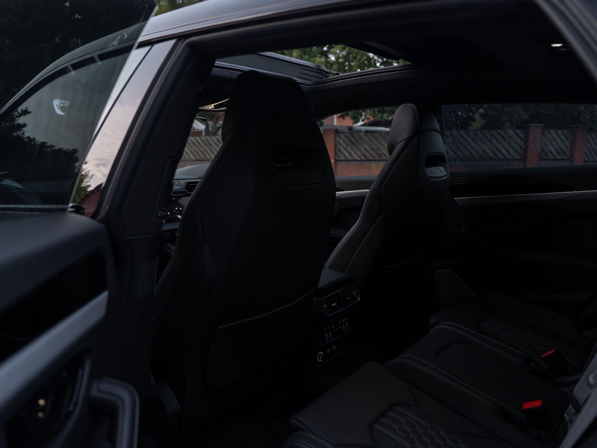 Lamborghini Urus view 46
