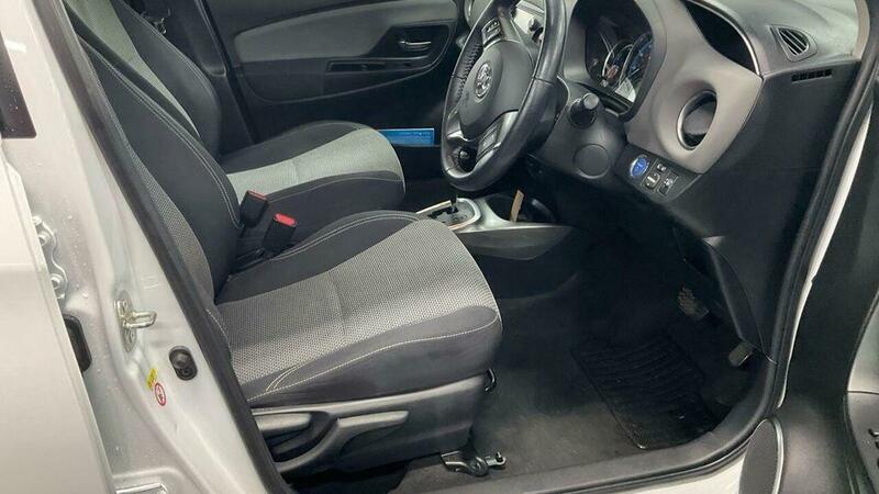 Toyota Yaris view 11