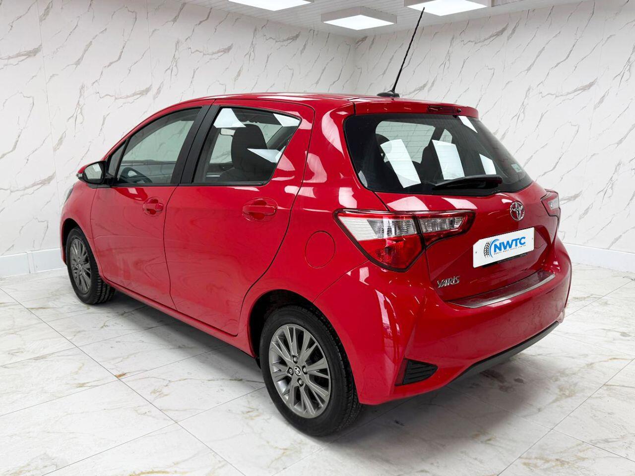 Toyota Yaris view 12