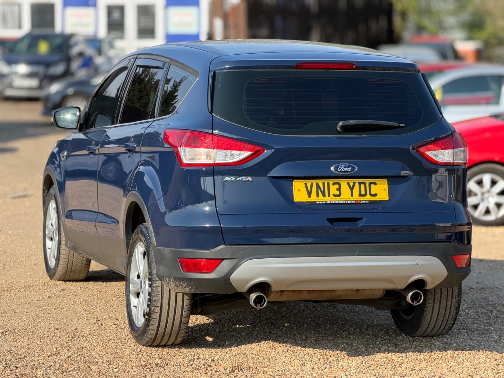 2013 Ford Kuga 2.0 TDCi Zetec 2WD Euro 5 5dr image 11