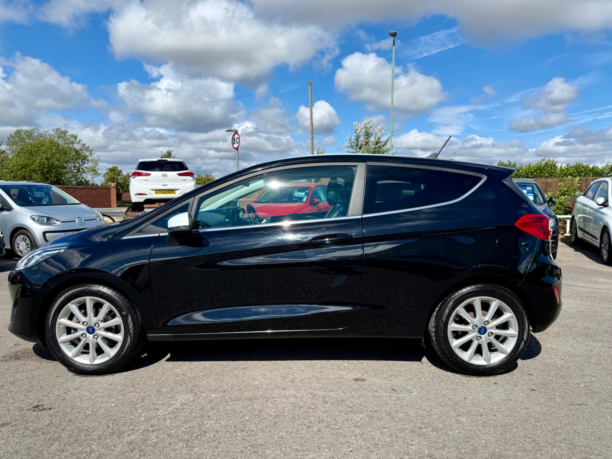 2019 Ford Fiesta 1.0T EcoBoost Titanium X Euro 6 (s/s) 3dr • 102,263 miles image 12