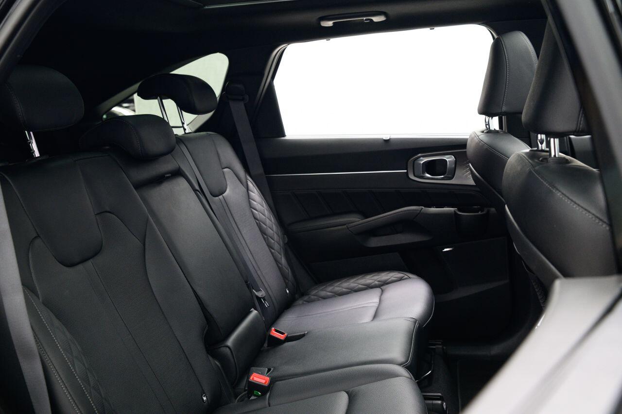 Kia Sorento view 18