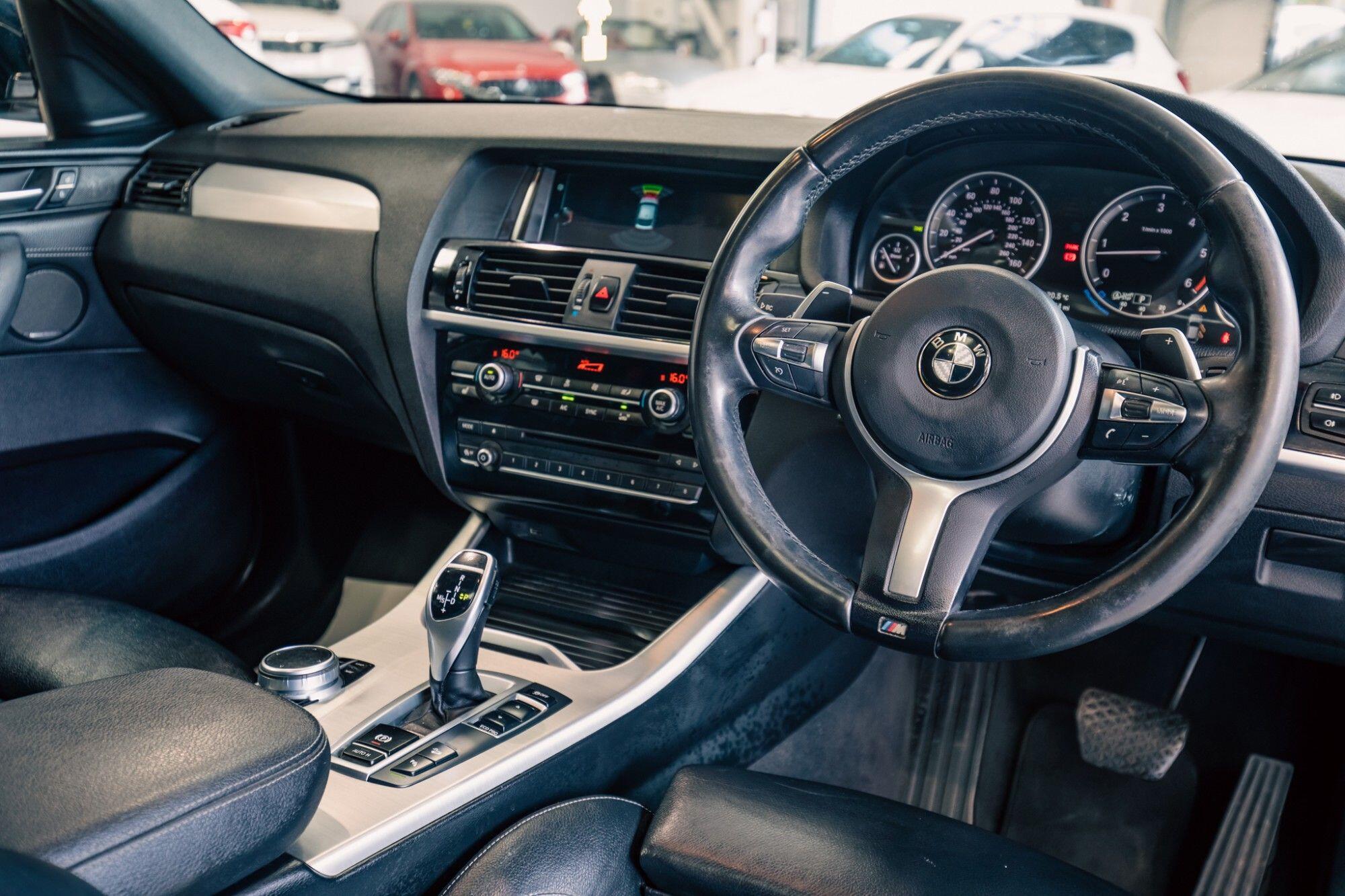 BMW X4 view 2