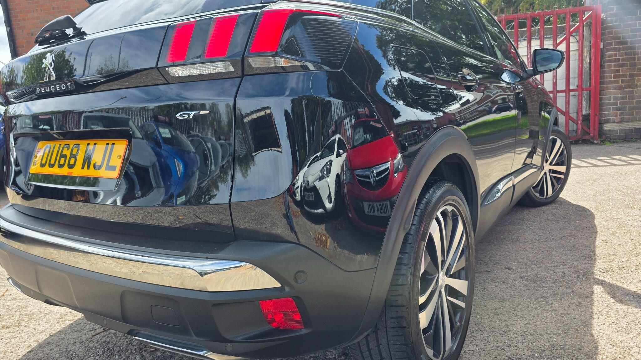 Peugeot 3008 view 15