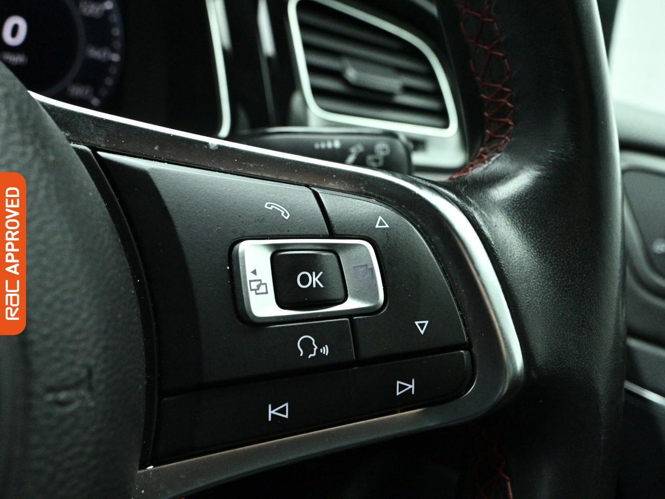 Volkswagen Golf view 25