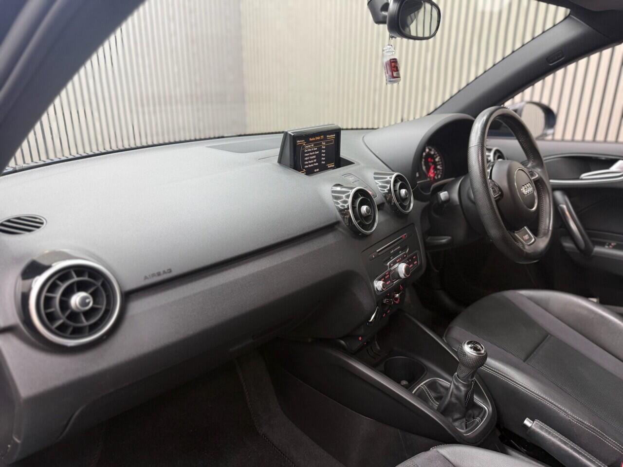 Audi A1 view 5