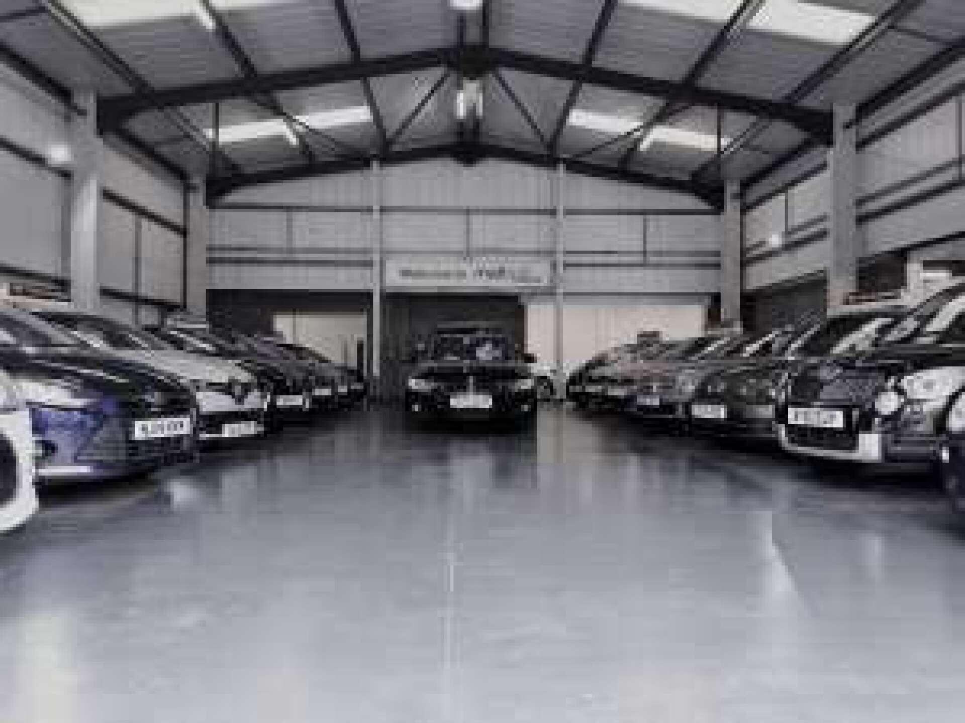 Skoda Superb view 10