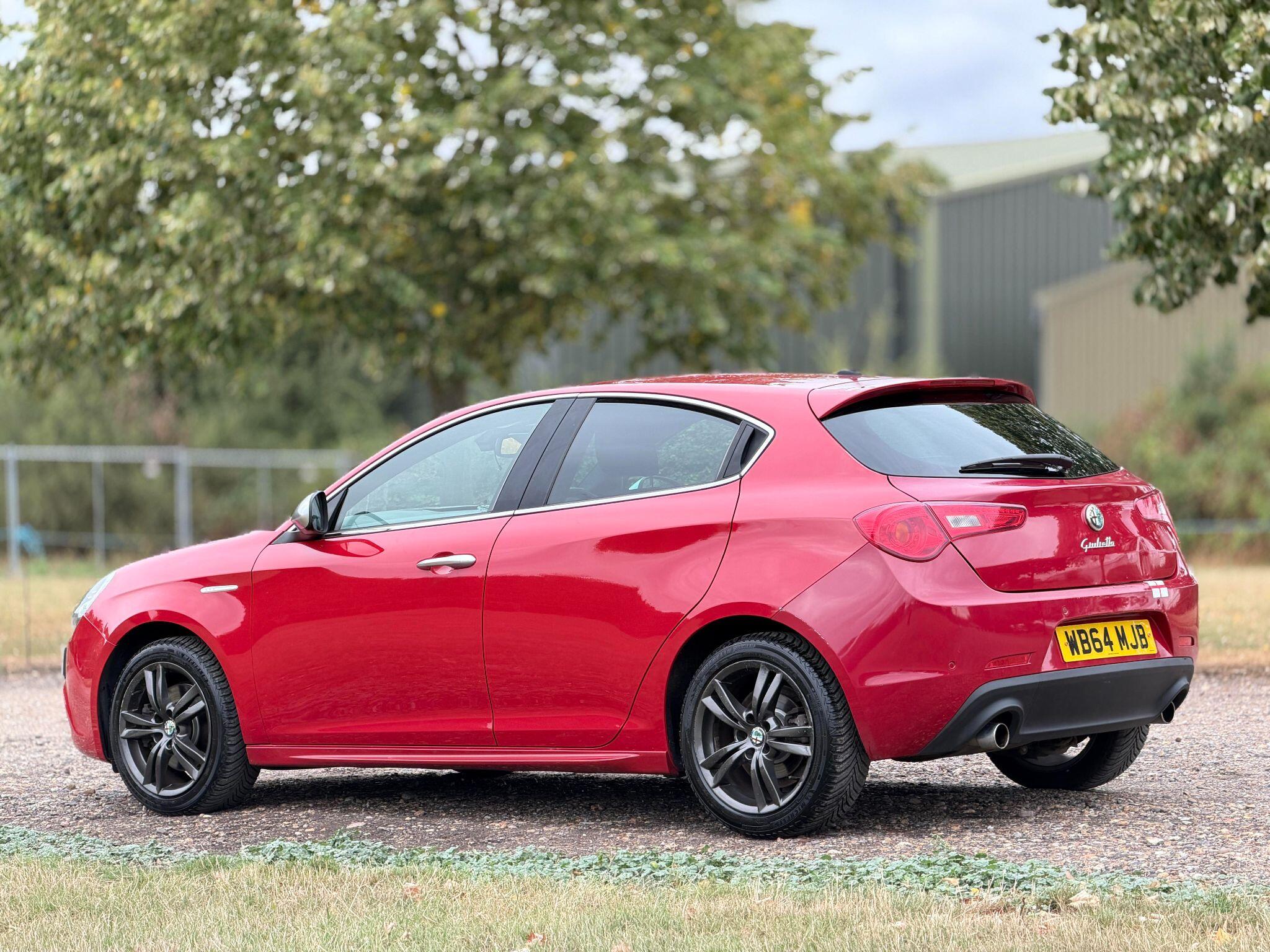 Alfa Romeo Giulietta view 11