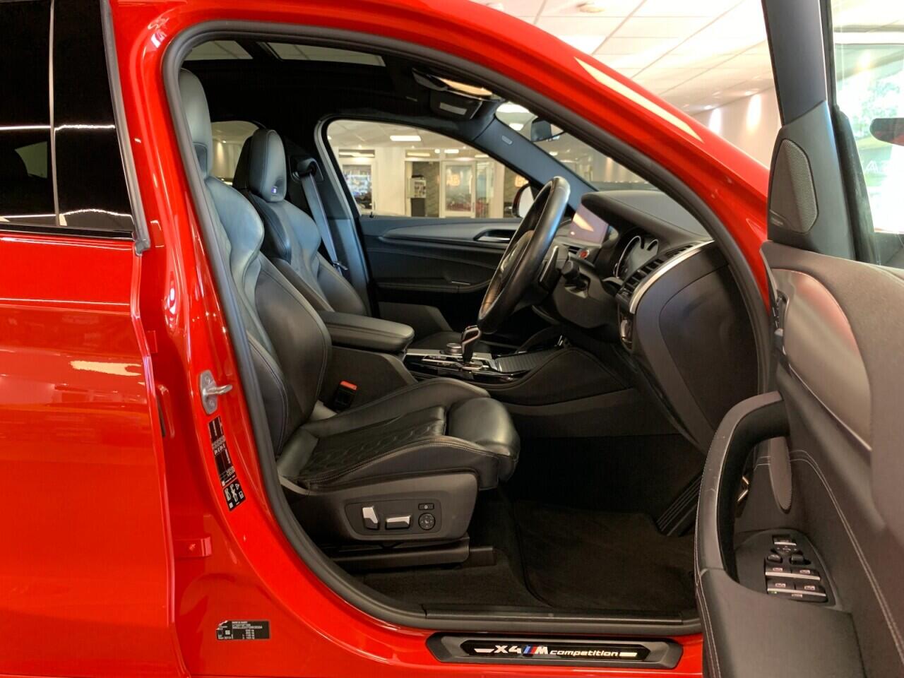 BMW X4 M view 20
