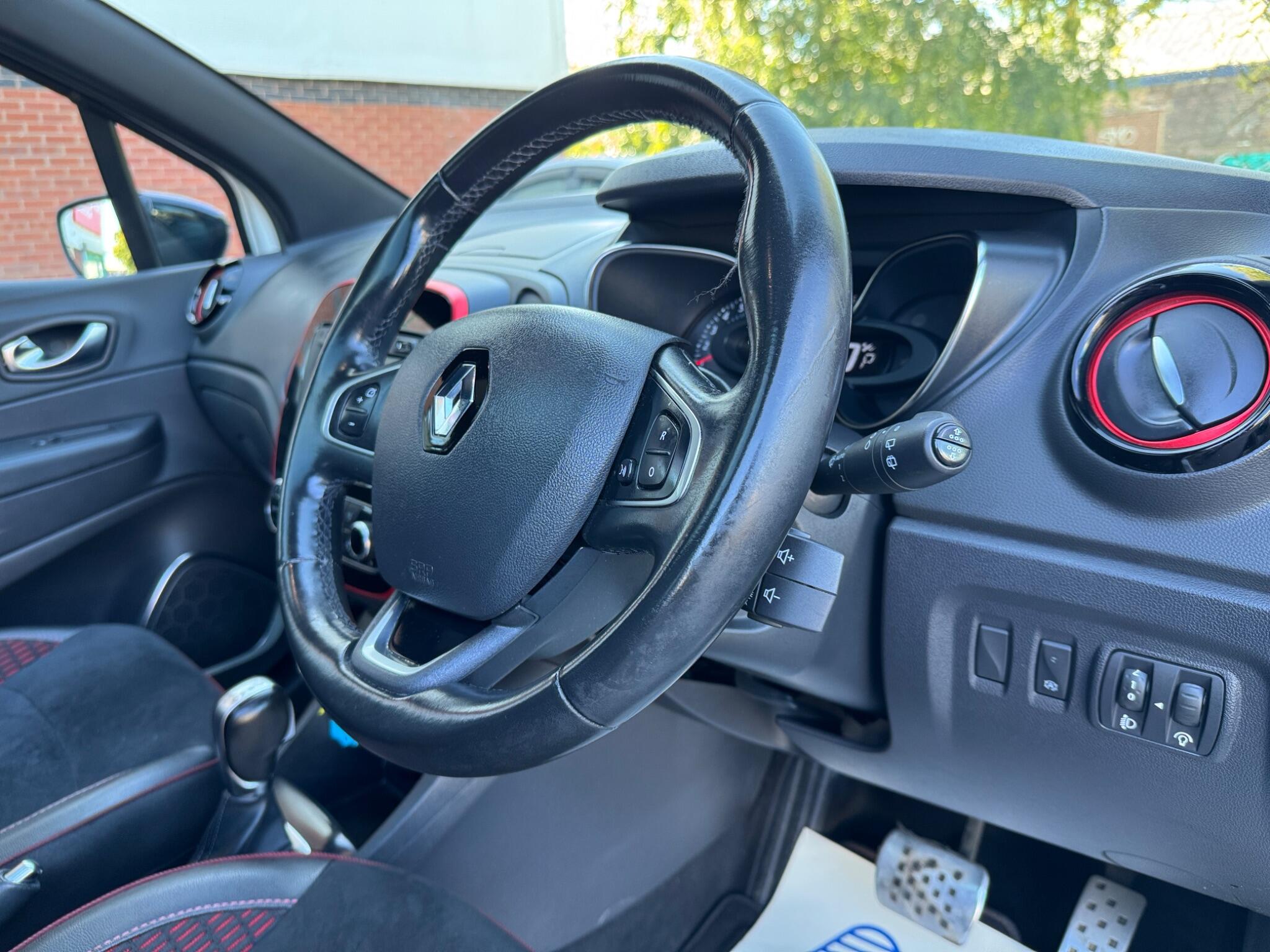 Renault Captur view 22