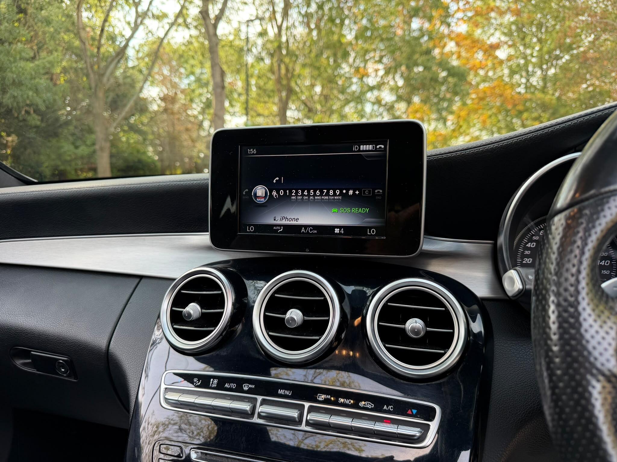 Mercedes-Benz C-Class view 26