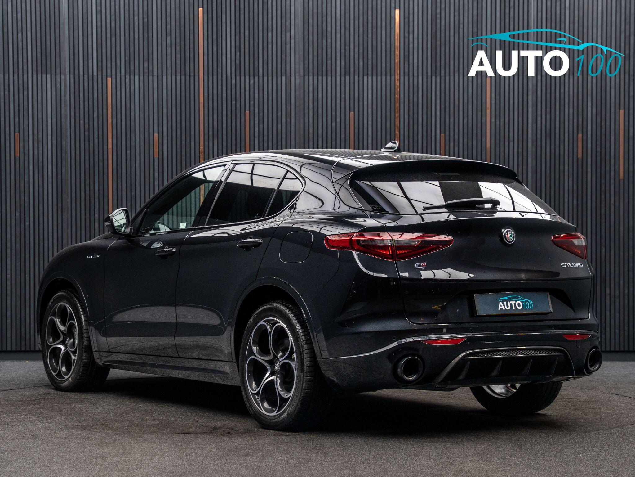 Alfa Romeo Stelvio view 3
