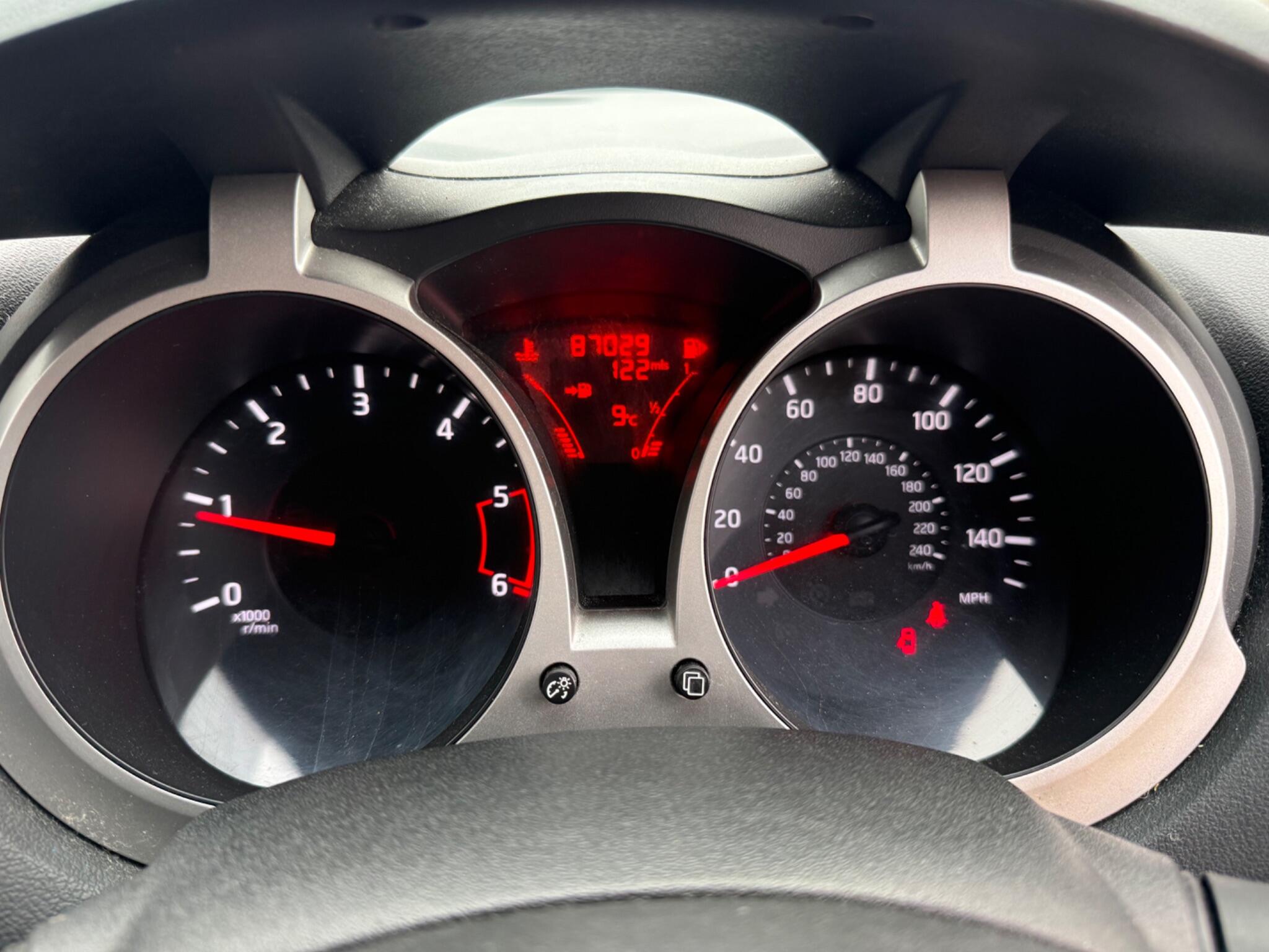 Nissan Juke view 16