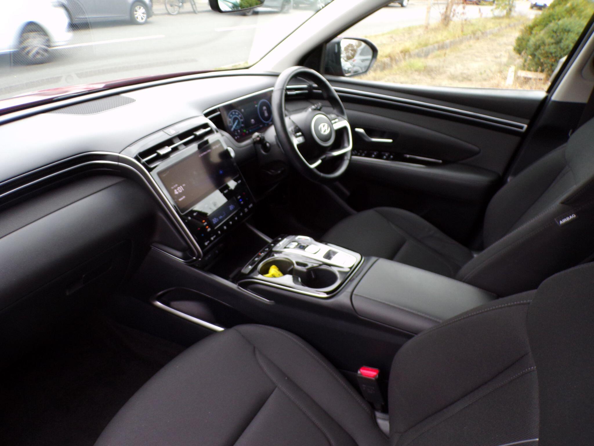 Hyundai Tucson view 17