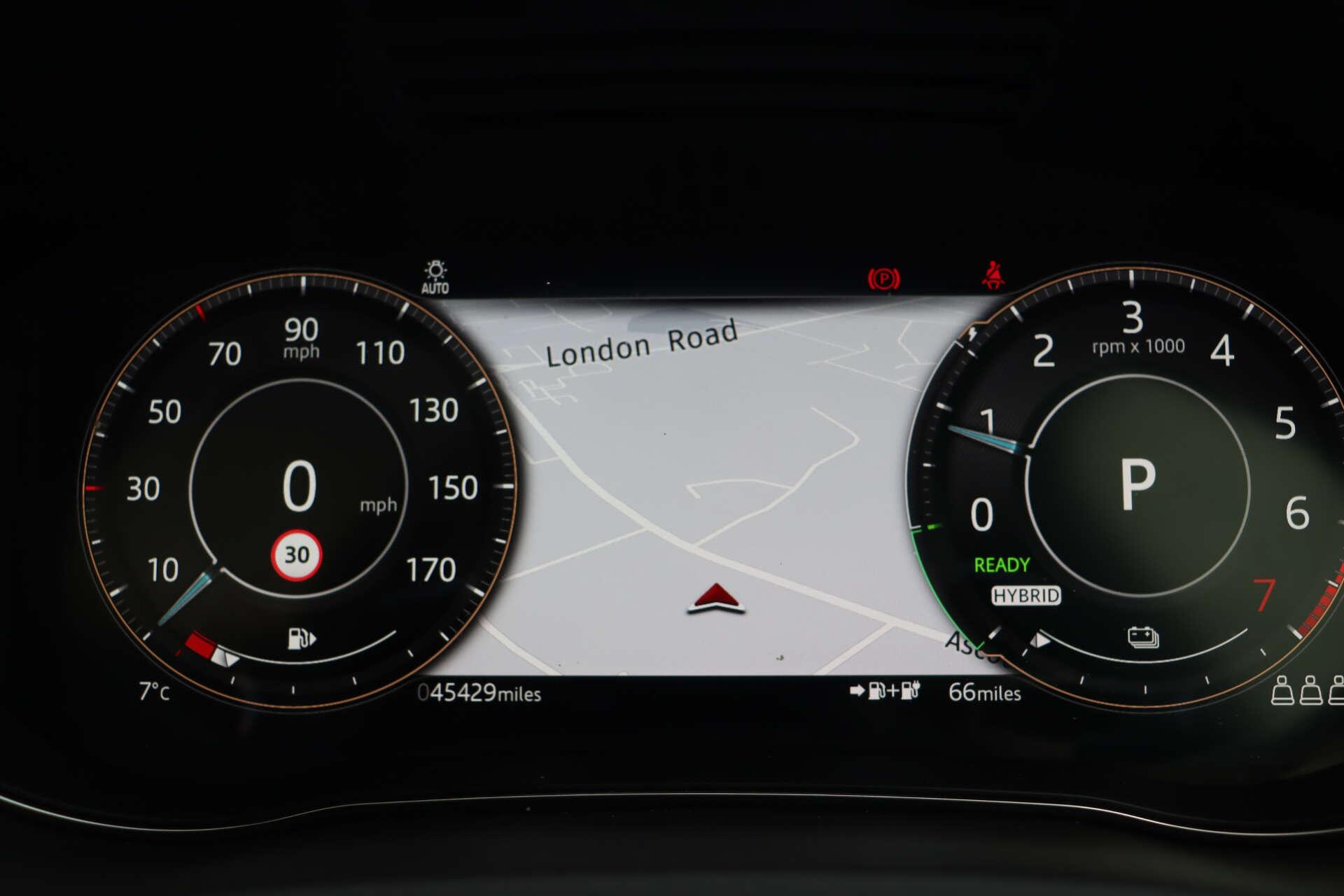 Jaguar E-Pace view 38