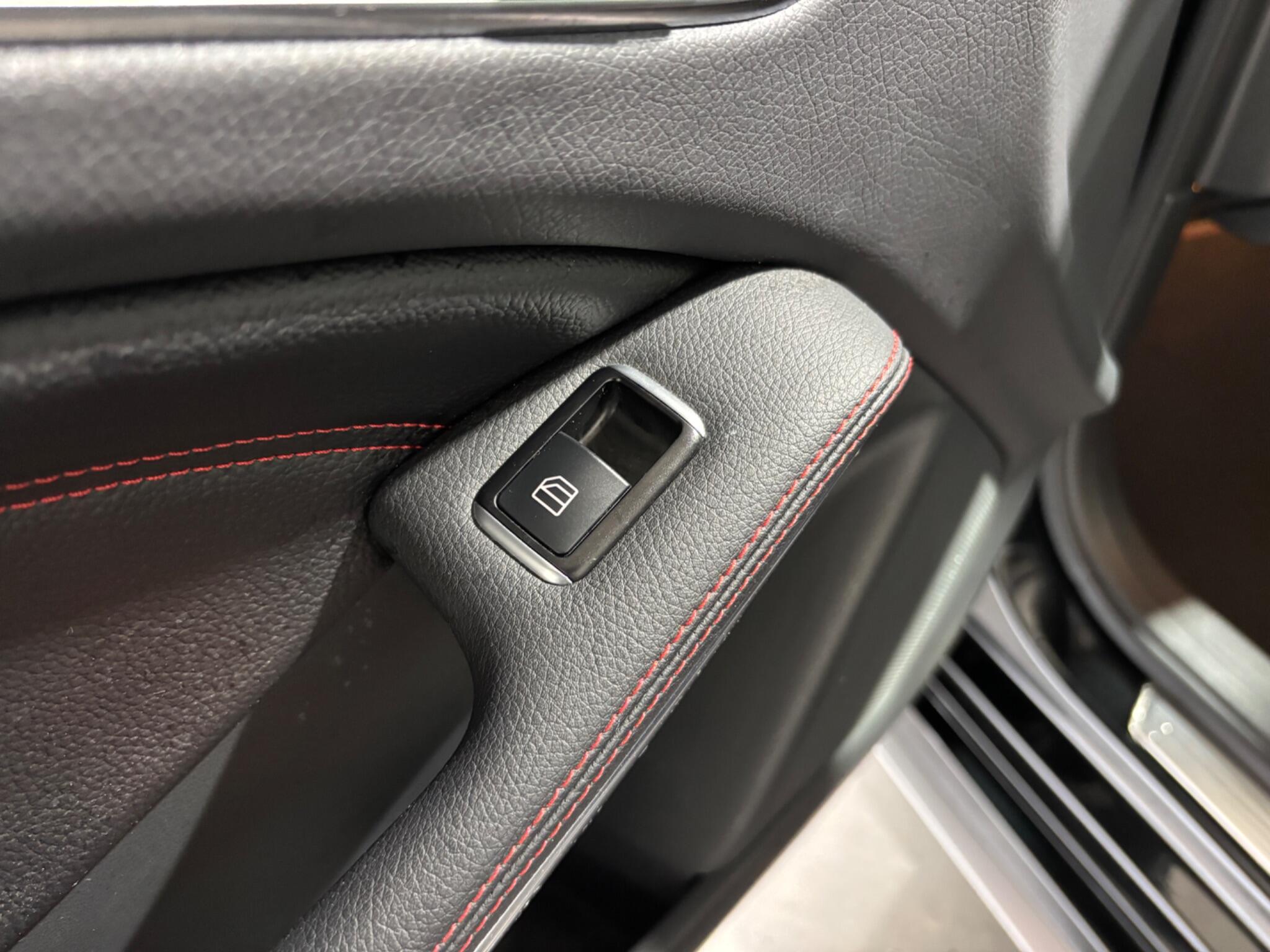 Mercedes-Benz A Class view 20