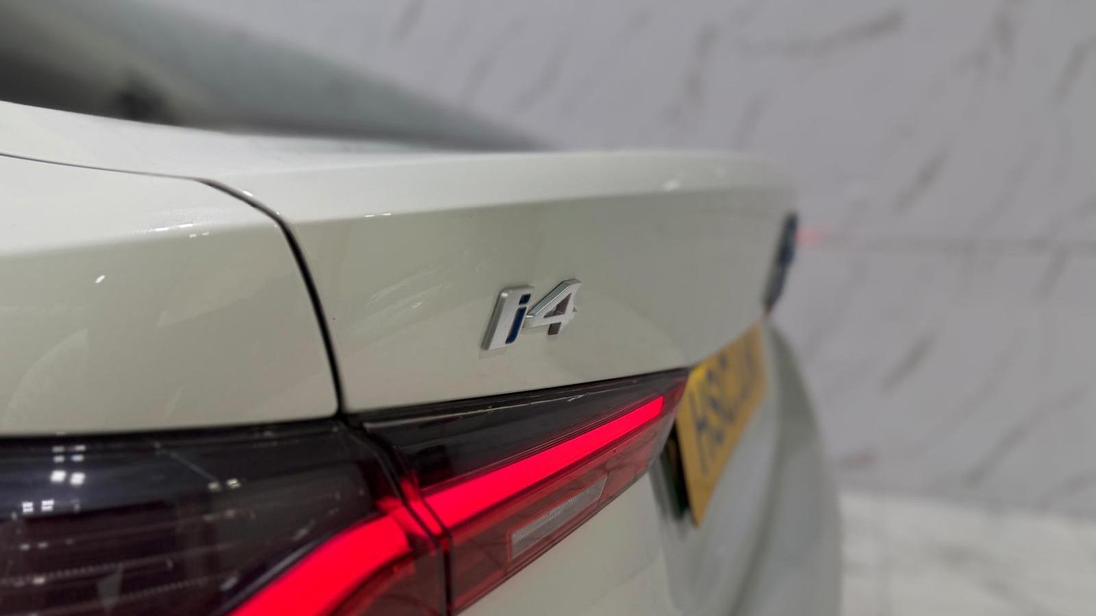 BMW I4 view 45