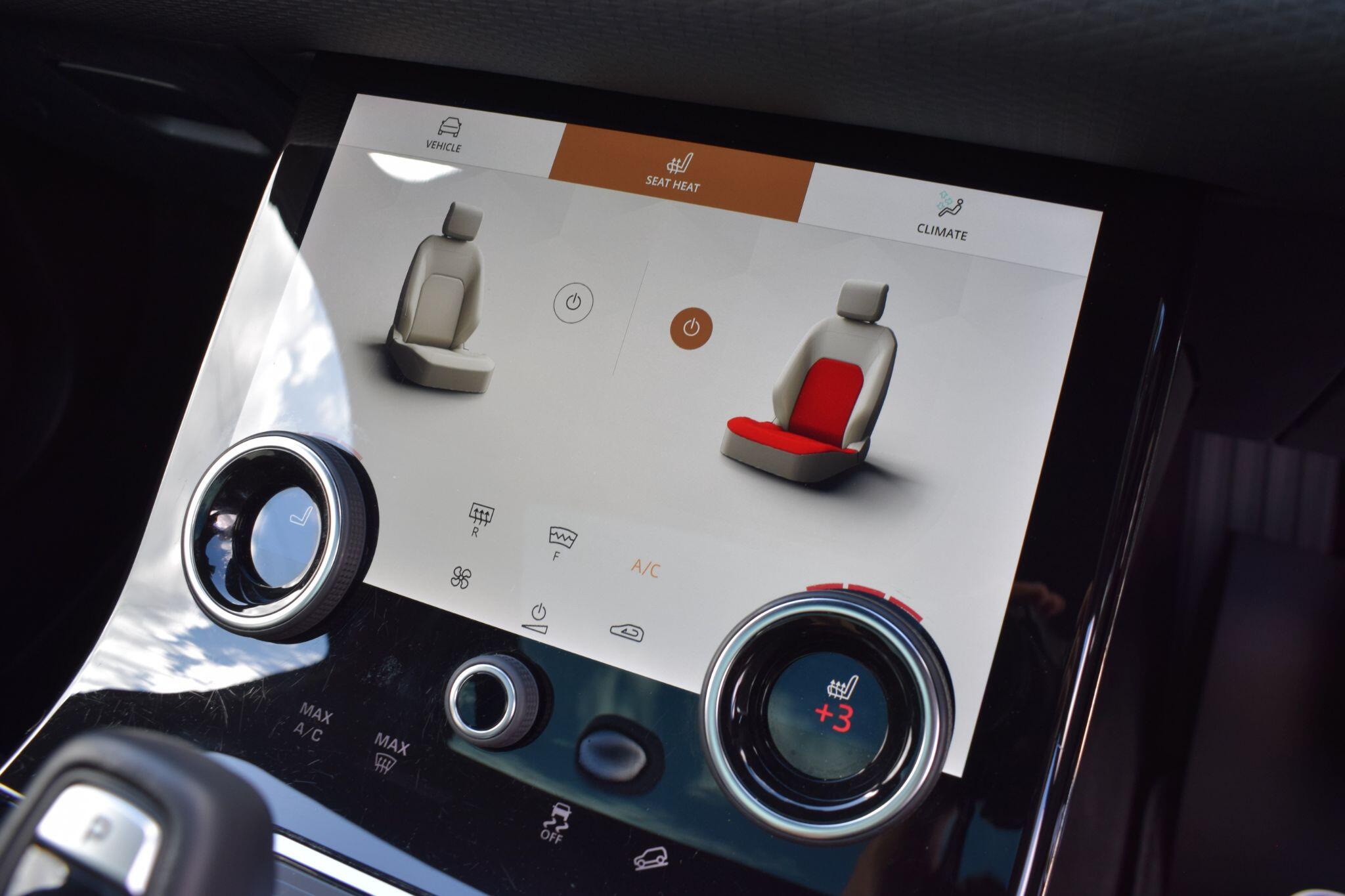 Land Rover Range Rover Evoque view 14