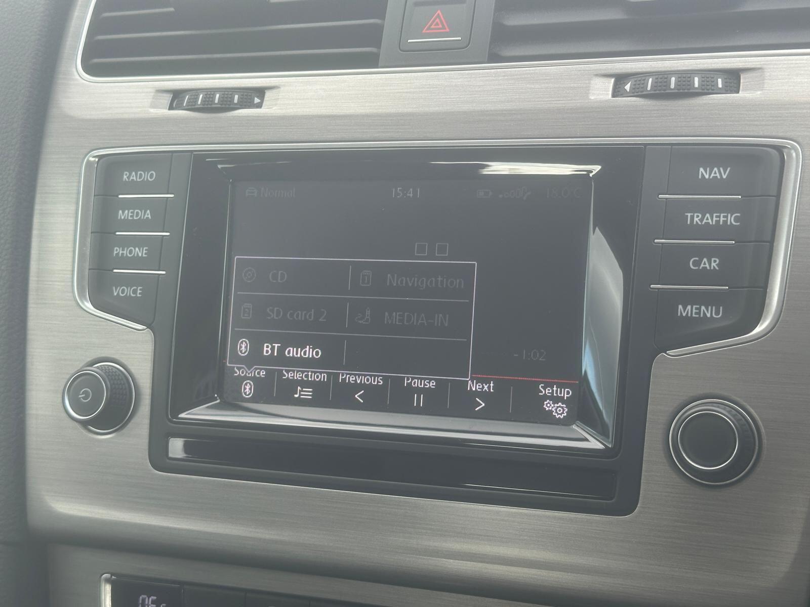 Volkswagen Golf view 15
