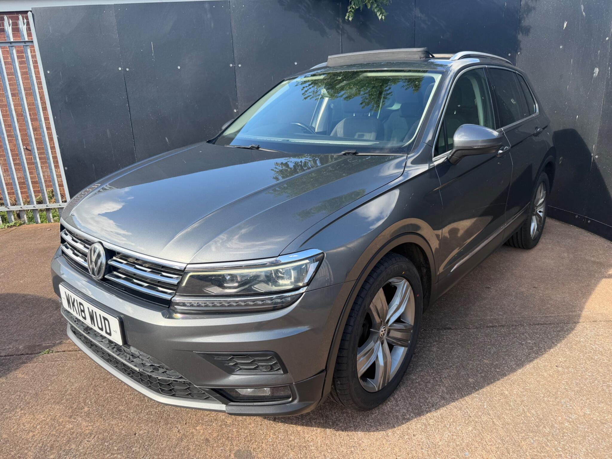 Volkswagen Tiguan view 24