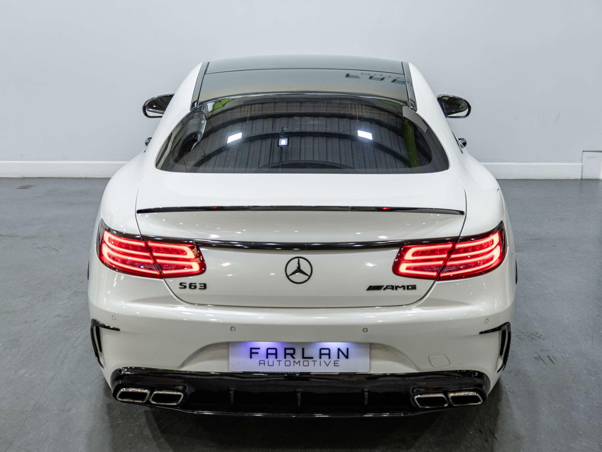 Mercedes-Benz S-Class view 34