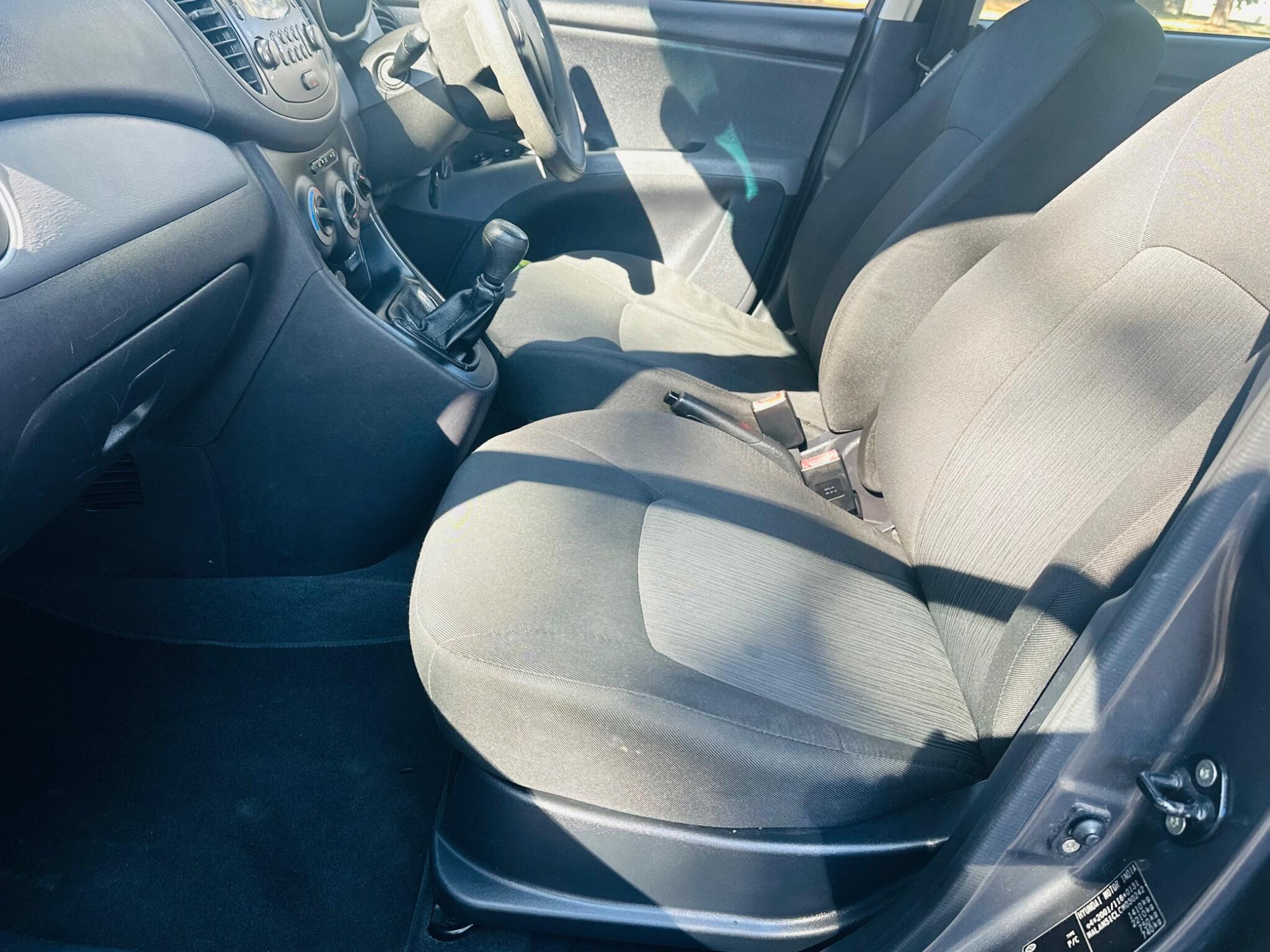 Hyundai i10 view 37