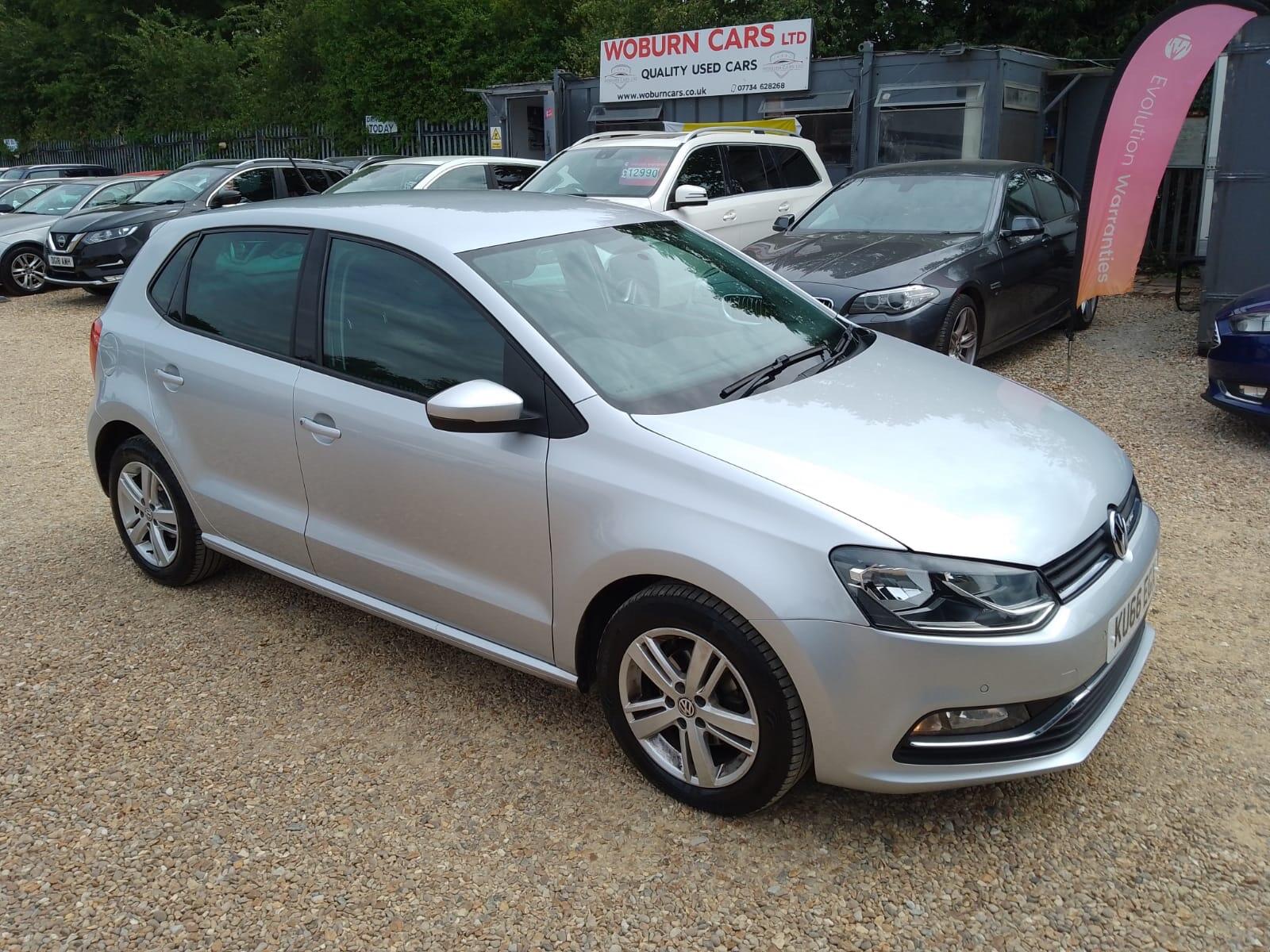 Volkswagen Polo view 4