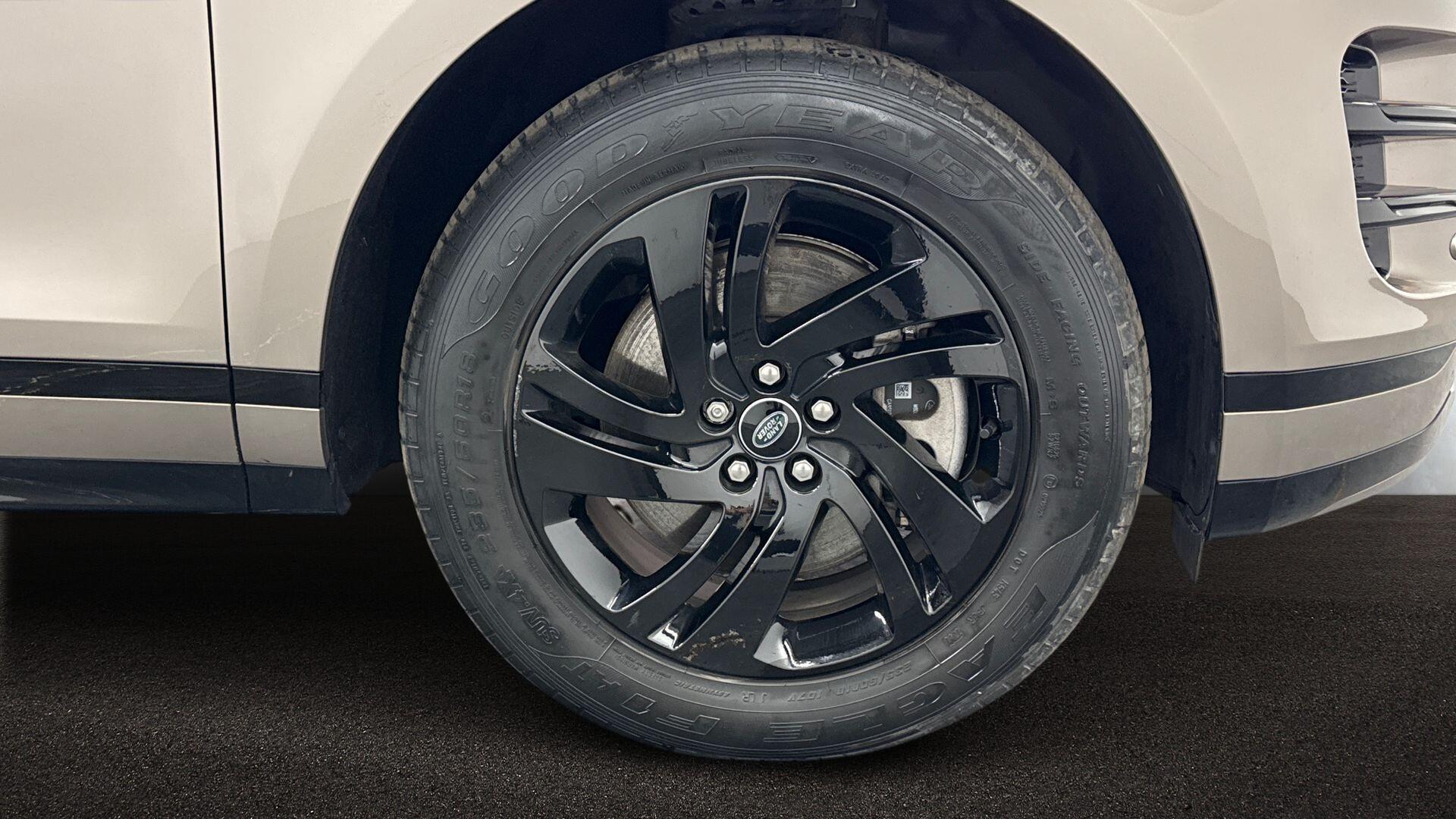 Land Rover Range Rover Evoque view 8