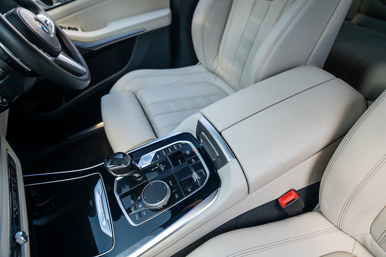 BMW X5 view 70