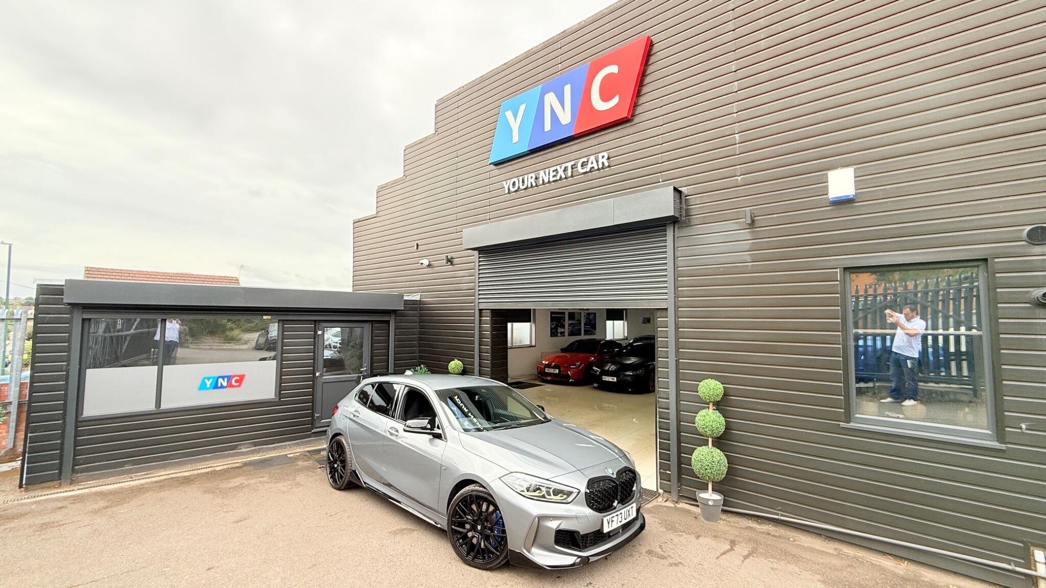 BMW 1 Series view 6