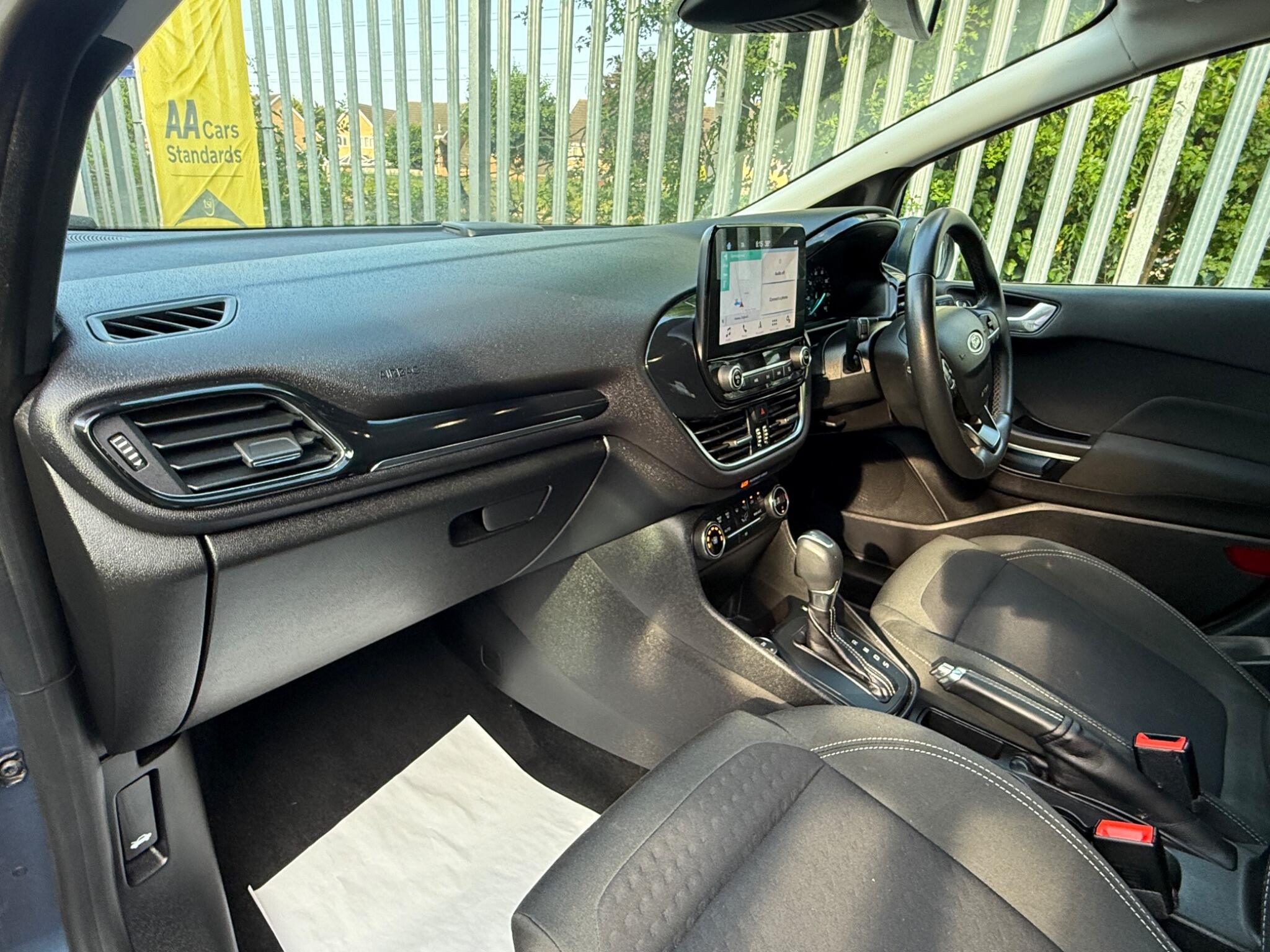 2019 Ford Fiesta image 22